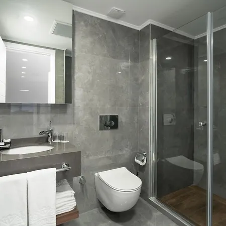 Hotel Grand Sapphire & Casino 5*