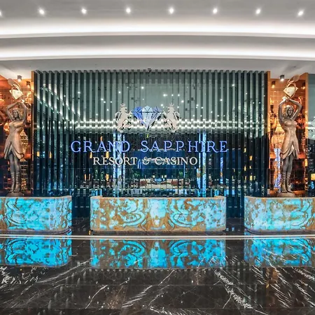 Grand Sapphire & Casino 호텔 Trikomo