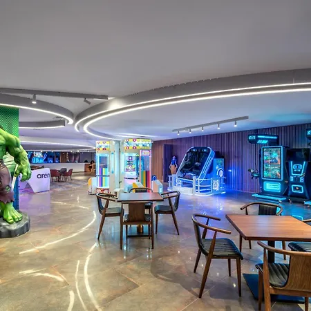 Grand Sapphire & Casino Hotel Trikomo