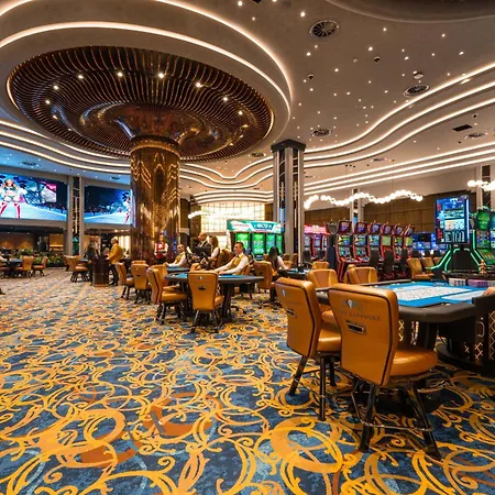 Grand Sapphire & Casino 호텔 Trikomo