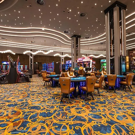 Grand Sapphire & Casino 5* Trikomo