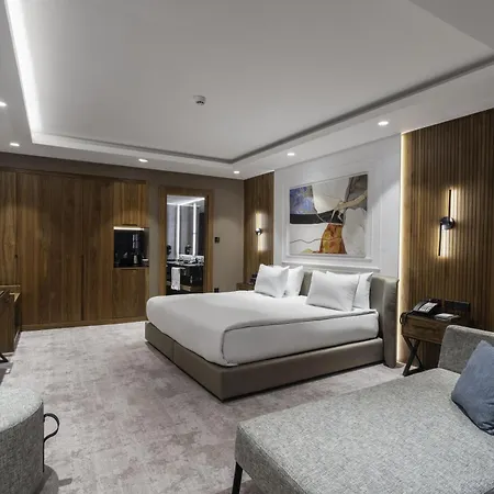 Hotel Grand Sapphire & Casino 5*