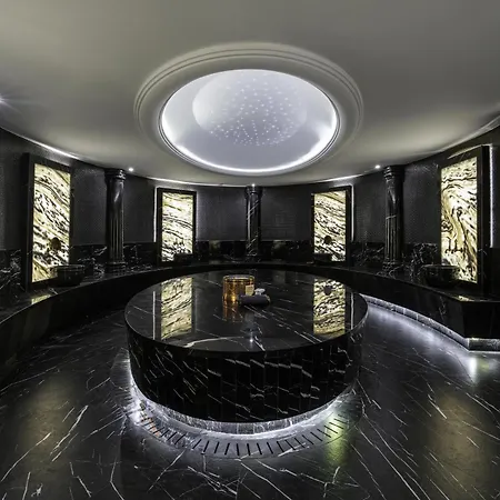 Grand Sapphire & Casino Otel 5*