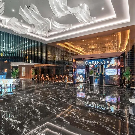 Grand Sapphire & Casino