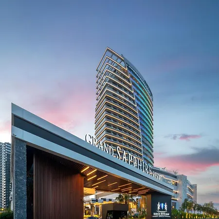 Grand Sapphire & Casino 5*