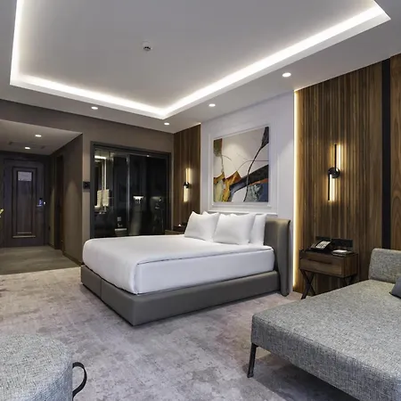 Grand Sapphire & Casino Hotel Trikomo
