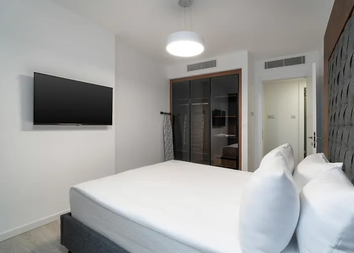 Grand Sapphire & Casino Hotel