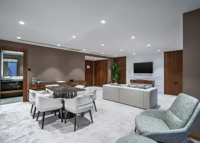 Grand Sapphire & Casino