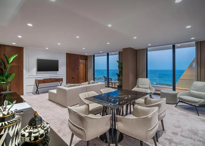 Grand Sapphire & Casino Hotel