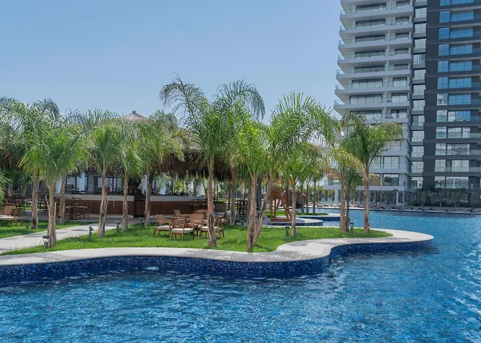 Grand Sapphire & Casino Hotel 5*