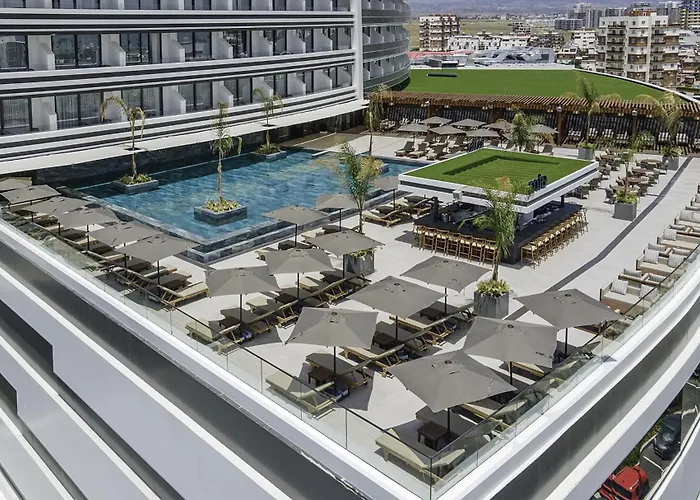 Grand Sapphire & Casino Hotel 5*