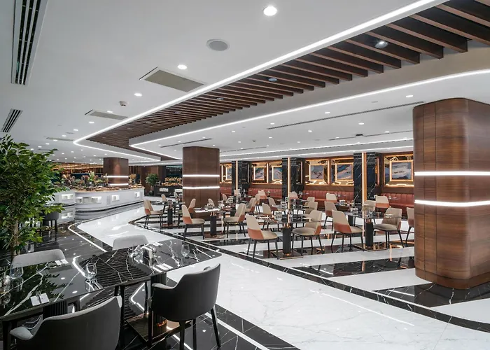 Grand Sapphire & Casino